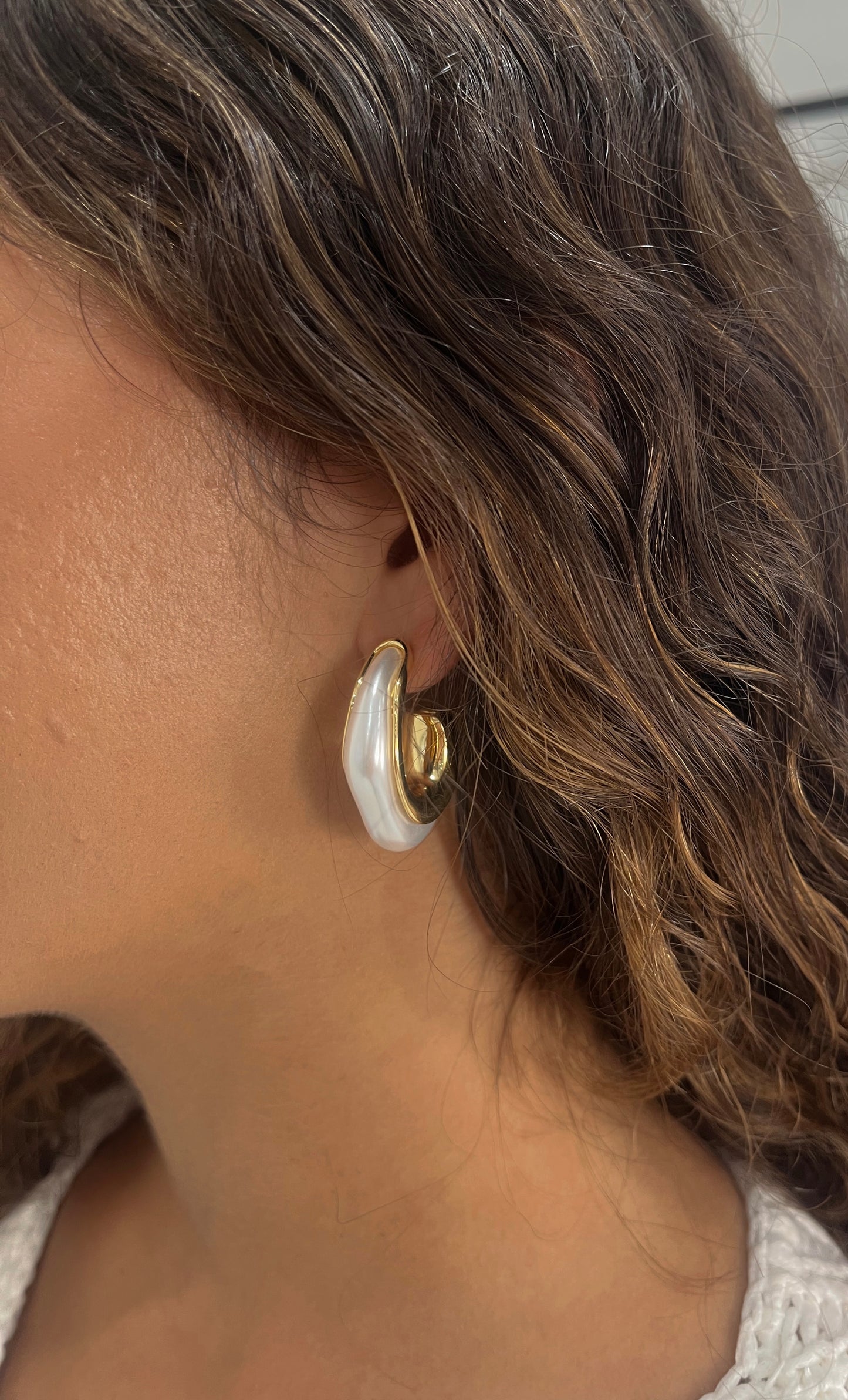 Annie Hoops