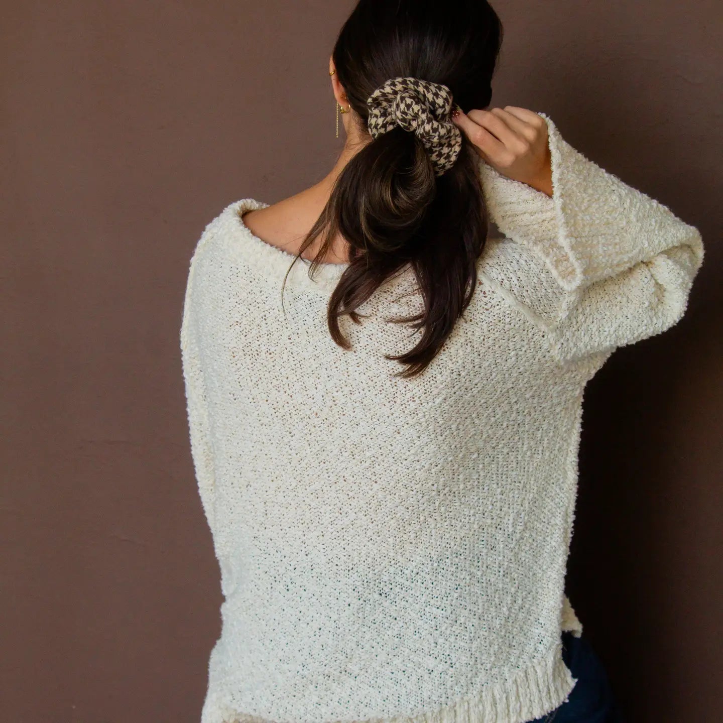 Noah Houndstooth Scrunchie