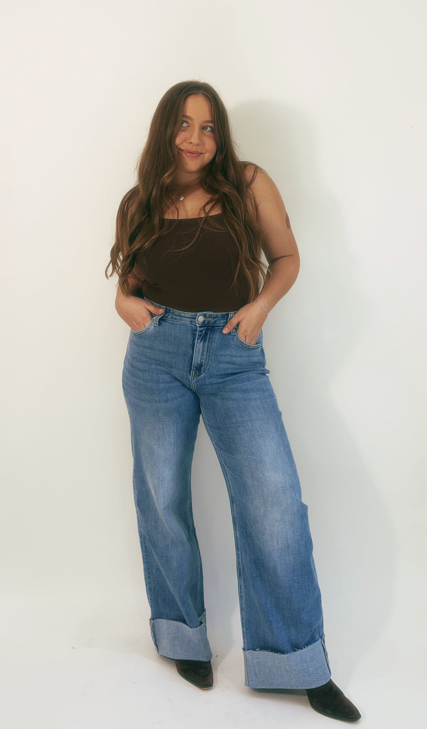 90s Cuffed Straight Jeans