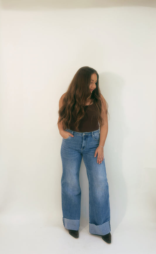 90s Cuffed Straight Jeans