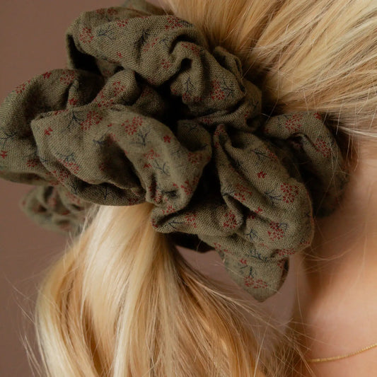 Remi Olive Scrunchie