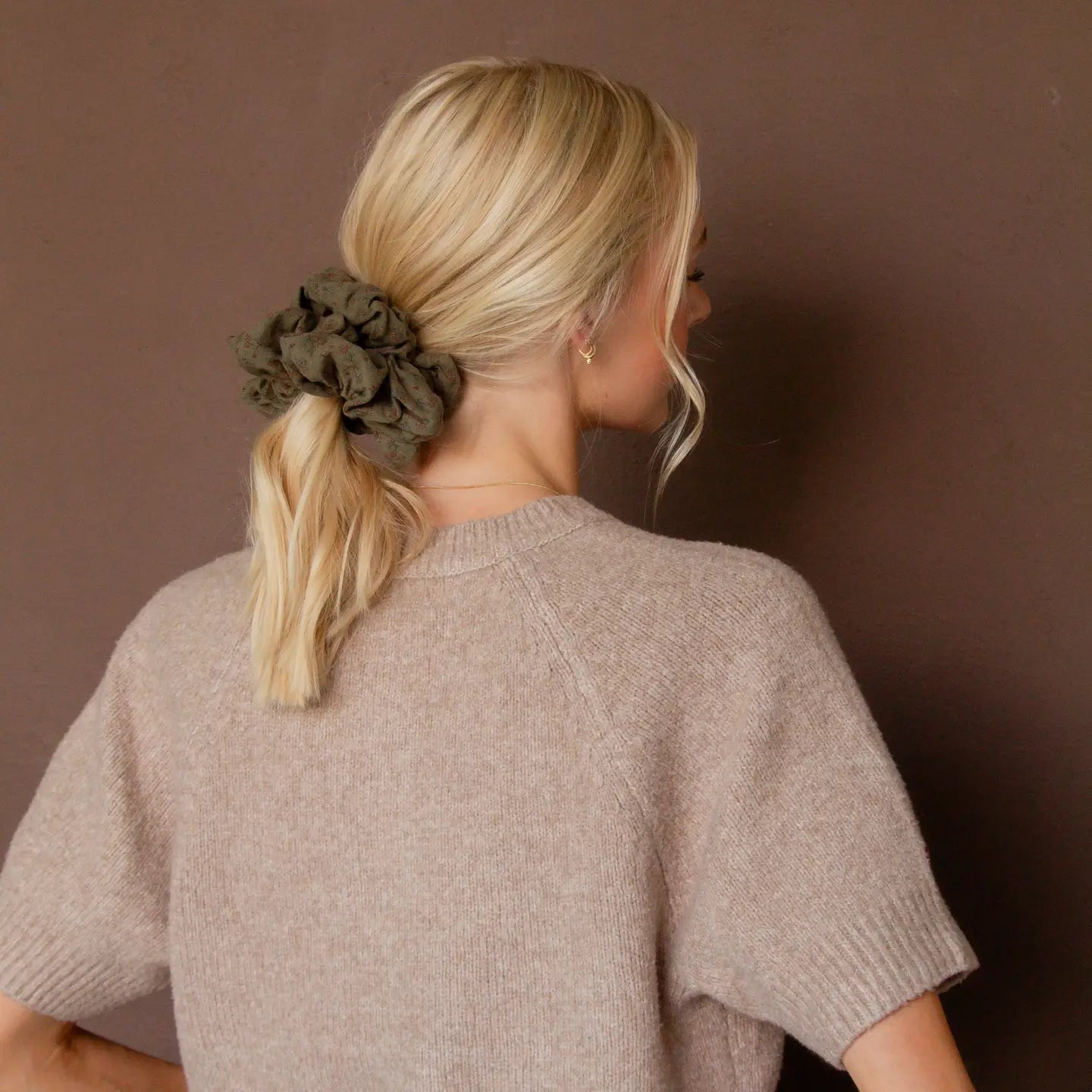 Remi Olive Scrunchie